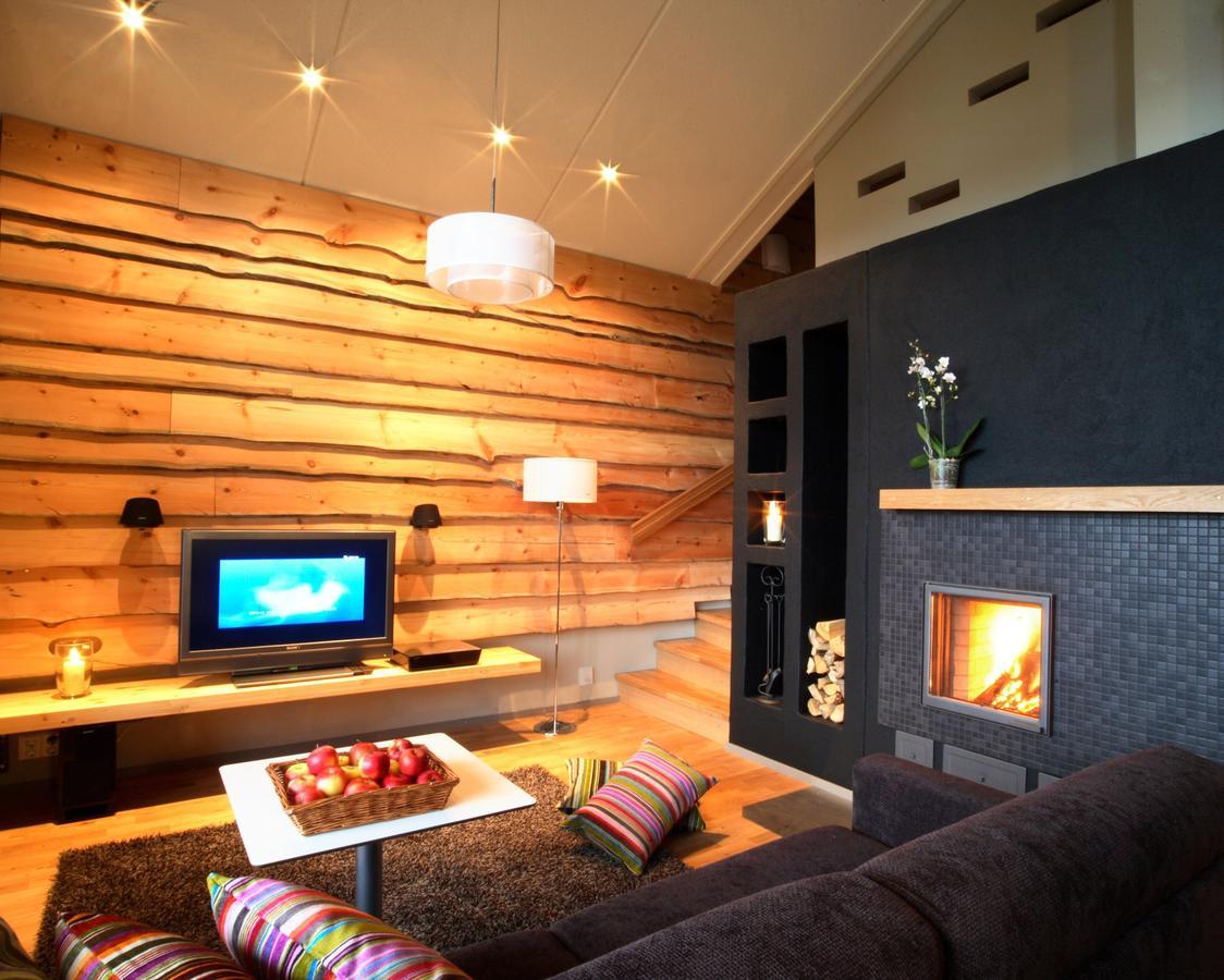 Levi Suites Levin Klubi Bilik gambar
