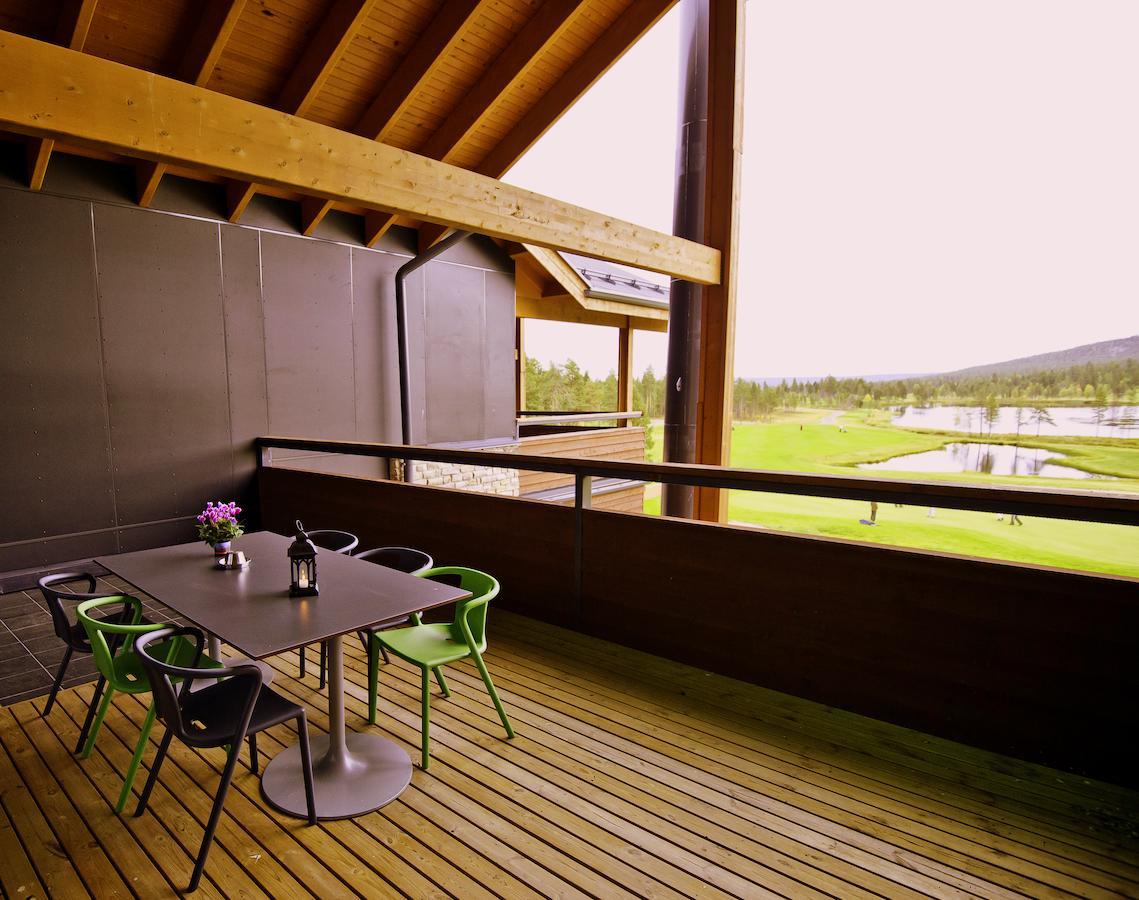 Levi Suites Levin Klubi Bilik gambar